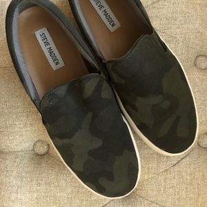 Steve Madden Womens Shoe